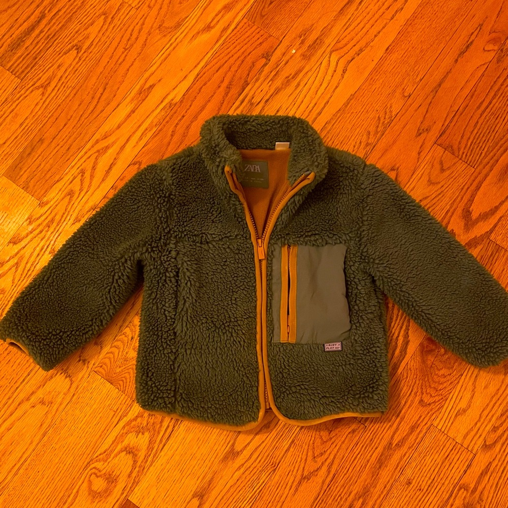 Zara Green 3T jacket!